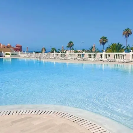Apartment Sea View El Veril